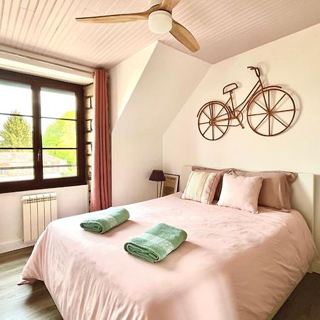 Appartement En Plein Centre Ville Milly-la-Foret Luaran gambar